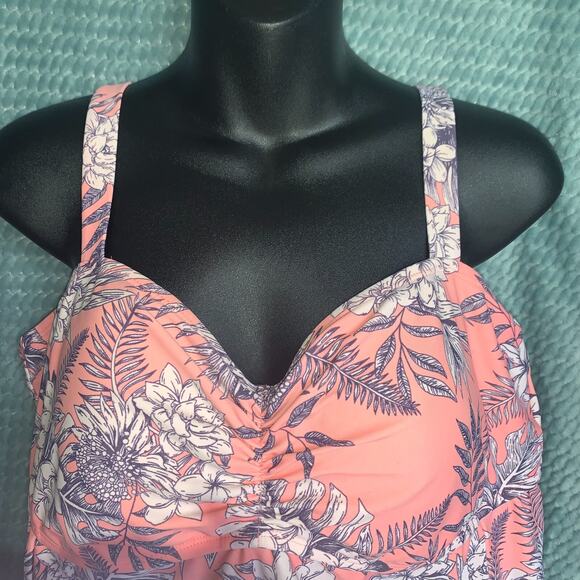 Motherhood Maternity Tankini Top, XL Pink and Blue Pre-Loved - Picture 4 of 6